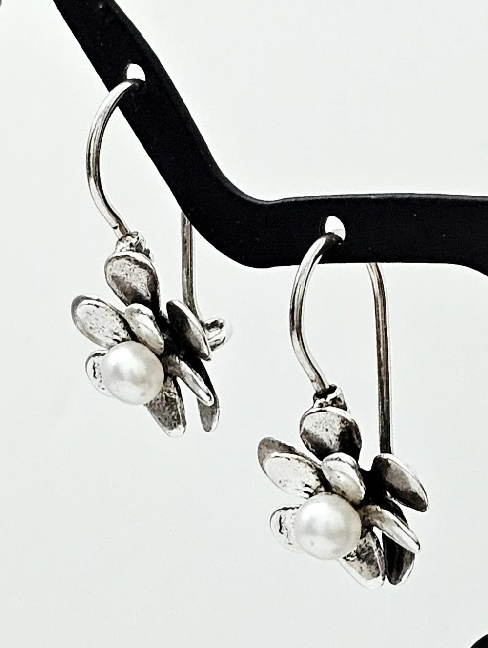 Silpada Sterling Silver Pearl 'Love Bloom' Floral Petite Earrings W1768